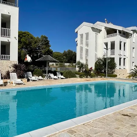 Olive Tree By The Sea Appartement Tribalj