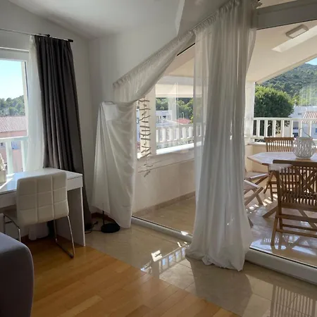 公寓 Olive Tree By The Sea